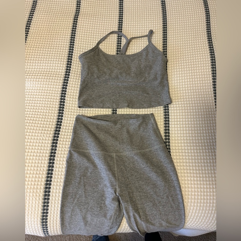 Beyond Yoga Space Dye set in Silver Mist